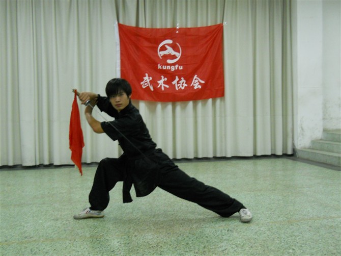 电气自动化系吴洪润.jpg